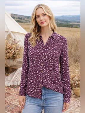Anthropologie Maeve Floral Calico Button-Front Top in Purple/Blue Size 6